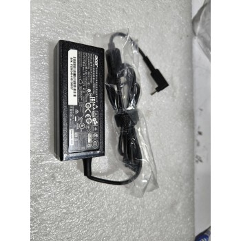 מטען למחשב נייד Acer 45W 19V 2.37A 3.0x1.1mm Acer 19V 45W 3.0x1.1mm העתק של מקור - חדש