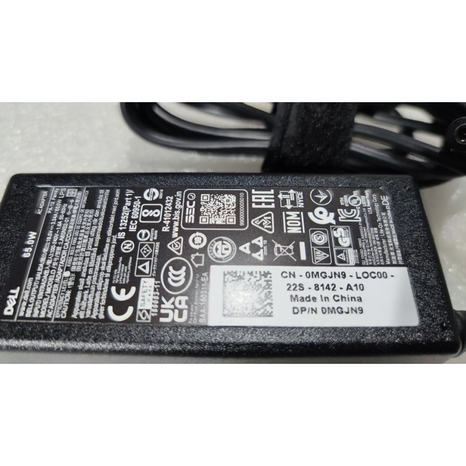 מטען למחשב נייד MGJN9 G6J41-10817 Dell Inspiron 5558 19.5V 65W 4.5X3.0MM+ PIN מקורי - חדש
