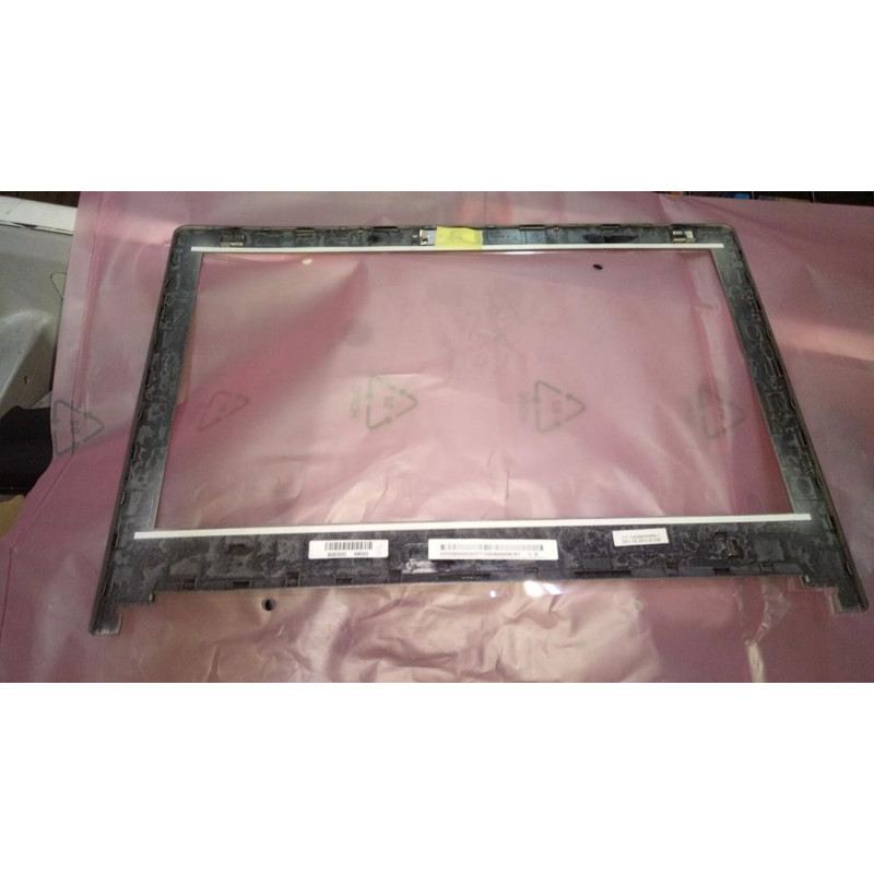 Рамка Экрана ZIUS6 LCD Bezel Silver 90203033 Lenovo M30-70 Laptop (Lenovo) - Type 80H8 цвет:серебряный - оригинал
