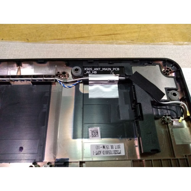 Used PTSZE173569IDA2PT 1 X505_ANT_MAIN_PCB_A0_HB ASUS VivoBook 15 X505BA Laptop Bottom Cover Speakers And Antennas colore:black