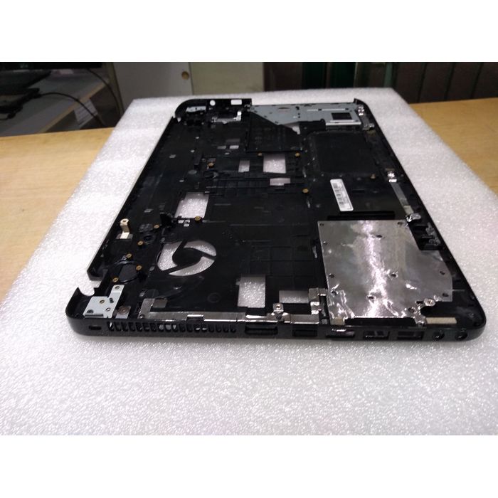 Топкейс для Ноутбука Toshiba Satellite C855-1UJ цвет:чёрный