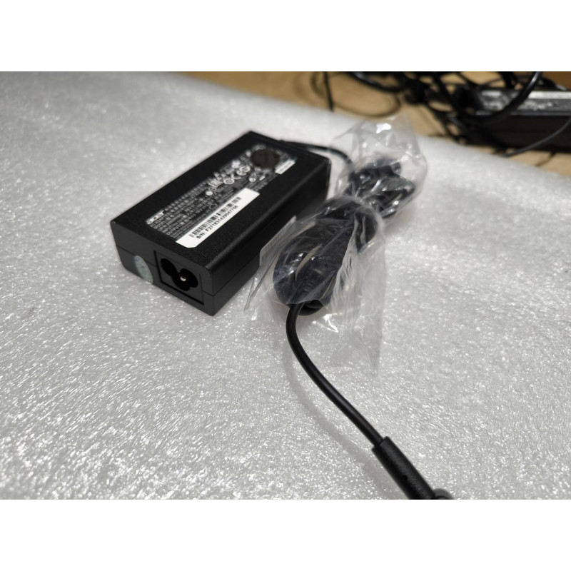 Зарядное Устройство для Ноутбука a11-065n1a Acer Aspire E1-531 19V 65W 5.5X1.7mm - Копия оригинала