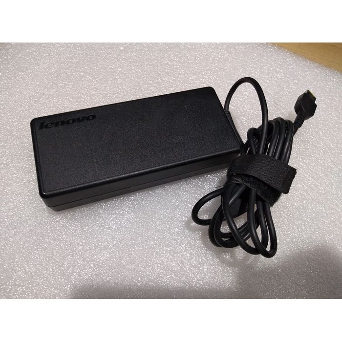 מטען למחשב נייד ADL135NLC3A 45N0501 Lenovo Y700-15ISK Laptop (ideapad) - Type 80NV 20V 135W מקורי - משומש