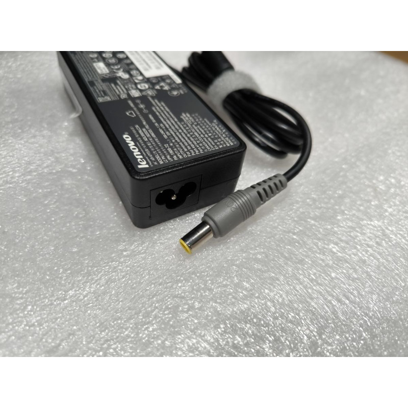 Зарядное Устройство для Ноутбука ADLX90NLC3A ThinkPad T430u 20V 90W 7.9x5.5mm цвет:чёрный - Копия оригинала