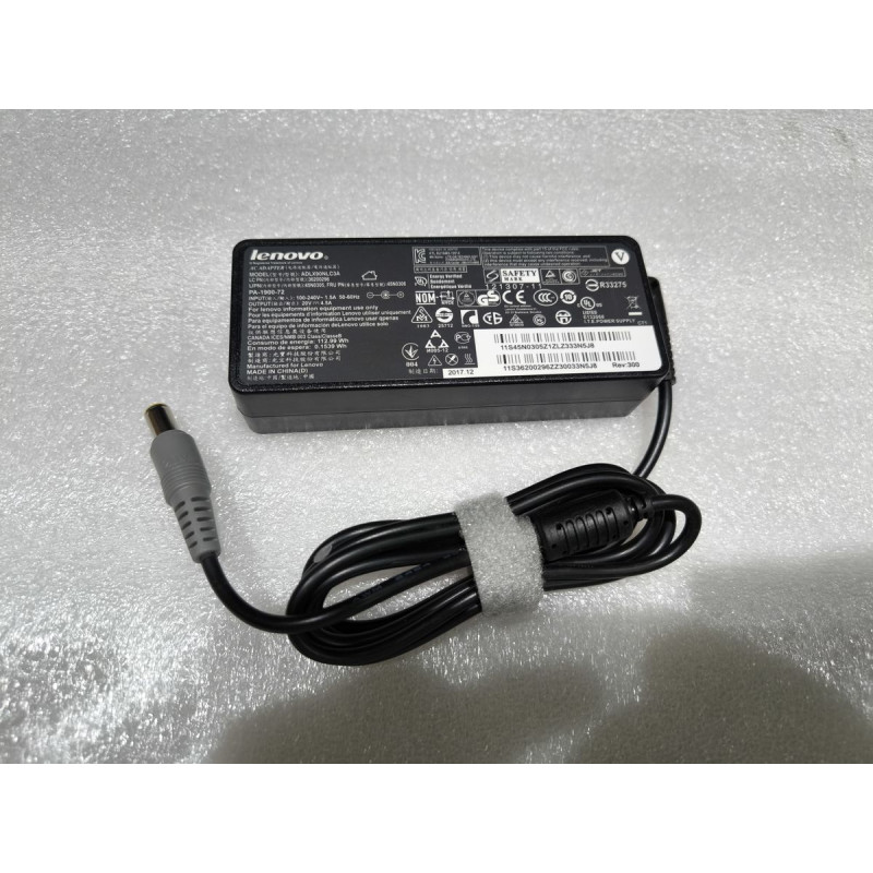 Зарядное Устройство для Ноутбука ADLX90NLC3A ThinkPad T430u 20V 90W 7.9x5.5mm цвет:чёрный - Копия оригинала