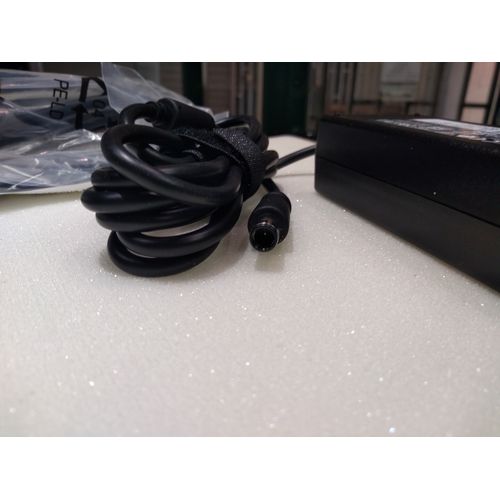 New 0Y4M8K Laptop Charger 19.5V 90W 7.4×5.0 mm PIN original