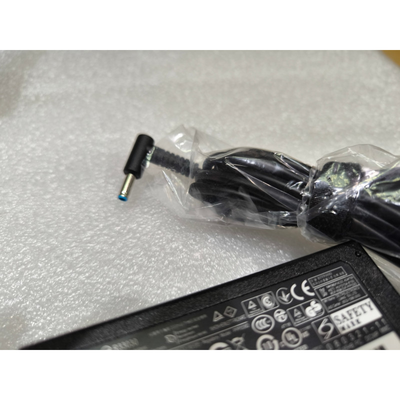 מטען למחשב נייד HP CHARGER 709985-003 19.5V 65W 4.5X3.0MM+ PIN 709985-003 ASUSPRO P2540UA 19.5V 65W 4.5X3.0MM+ PIN העתק של מקור - חדש