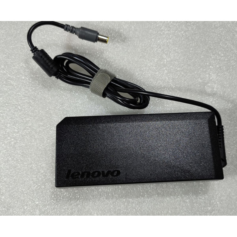 New 45N0058 45N0059Lenovo Laptop Charger 20V 135W 7.9x5.5mm A copy of an original