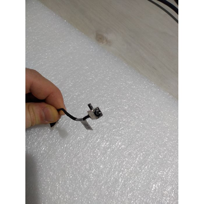 שקע טעינה למחשב נייד dc301012300 rev:1.0(a00) Dell Inspiron 3593 4.5x3.0mm+ PIN ID:43334 - משופץ