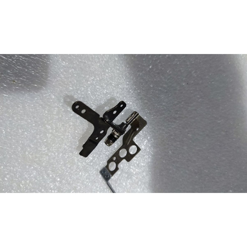 Петли для Ноутбука только правая GYI-G7B R-FBG7B003010 HP Pavilion - 15-cs3000nj , б/у - оригинал - оригинал