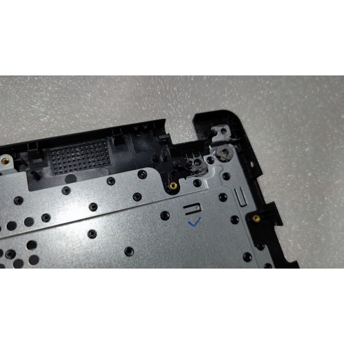 מקלדת למחשב נייד Acer TravelMate P2 TMP215-52-50PR , עברית, אנגלית צבע:שחור מקורי - משומש, מקלדת תקינה, פאלמרסט שבור