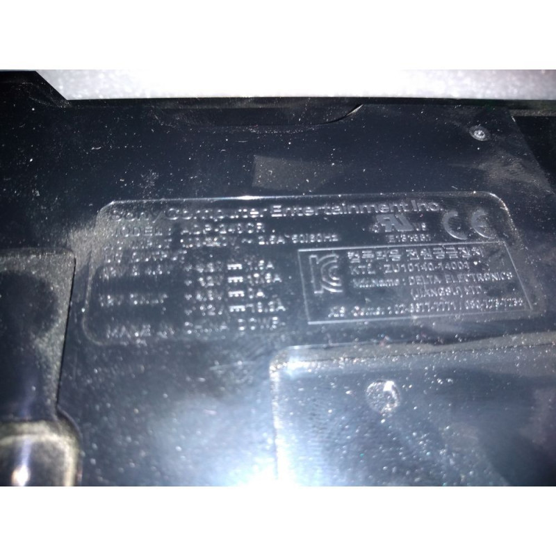 ספק כוח פנימי 1-474-596-41 ADP-240CR Sony PS4 CUH-1115A מקורי - משומש